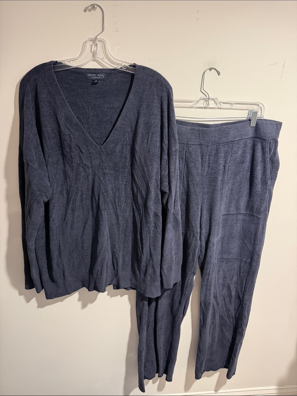 Barefoot Dreams Relaxed V-Neck Knit Lounge Set in Deep Navy Blue Size XL